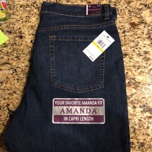 Capri jeans